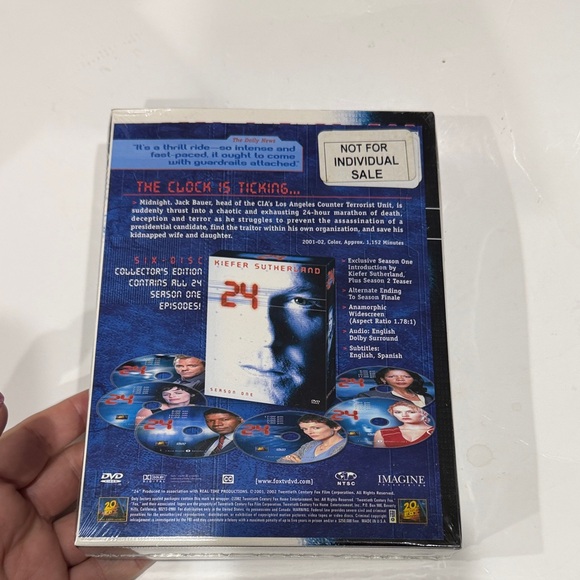 New 24 Season One Complete DVD Set Untested Never Opened - Picture 3 of 5